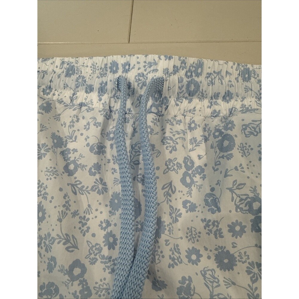 Women's JoyLab Crochet Trim Mid rise Run Shorts Blue Floral Print Small New - Picture 2 of 8